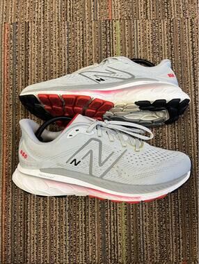 New Balance 860 Fresh Foam Grey Red